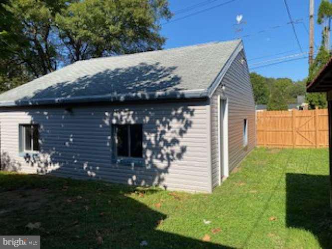 405 State Street Shillington, PA 19607 - Photo 4 of 25