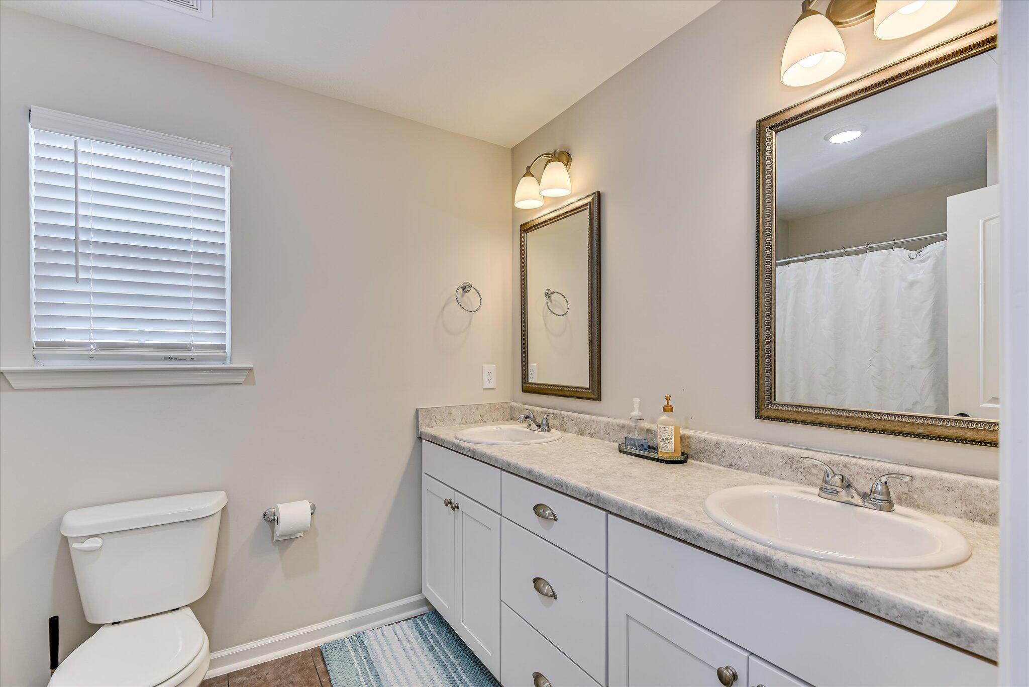 911 Goodale Drive Augusta, GA 30909 - Photo 32 of 46 guest bathroom