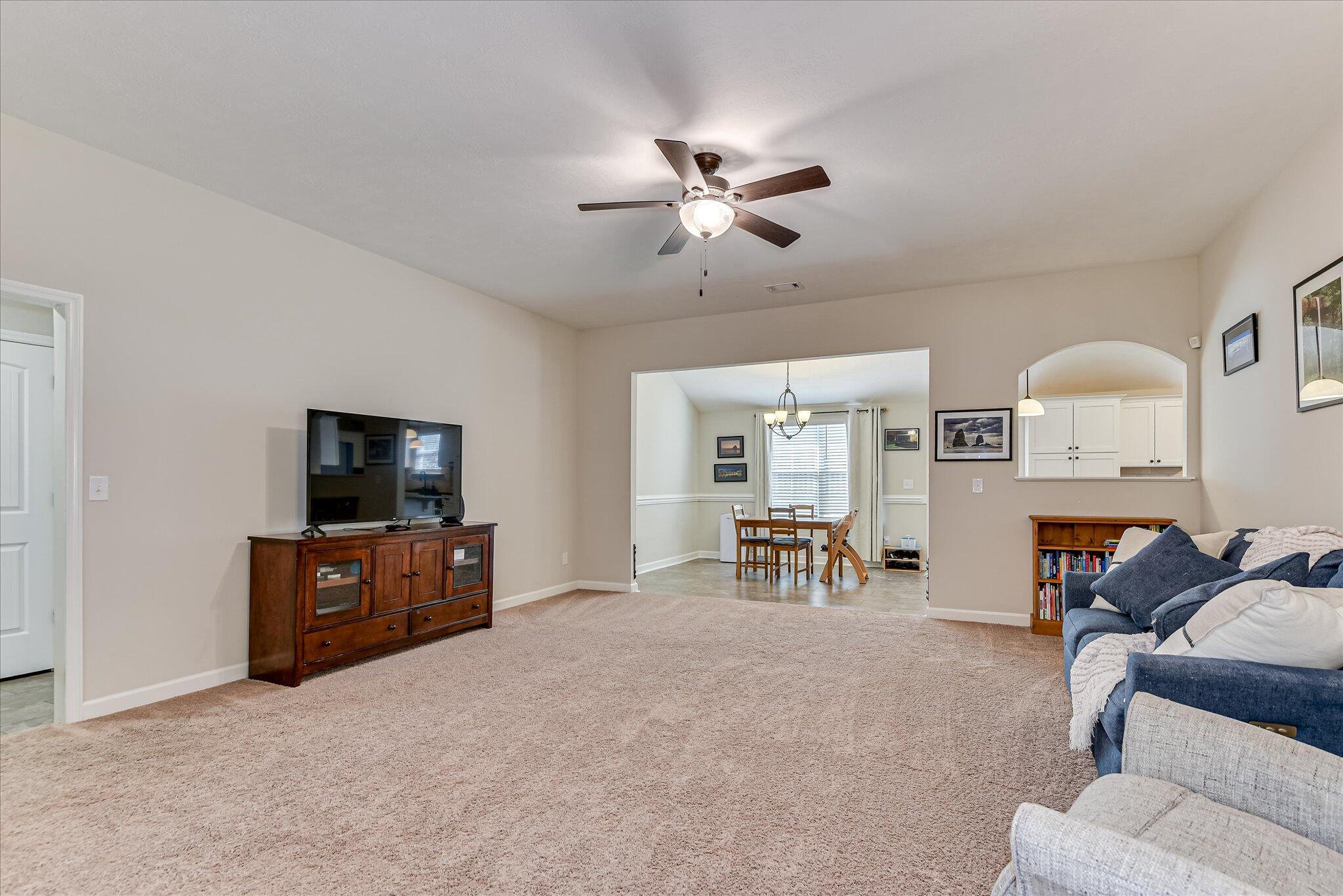 911 Goodale Drive Augusta, GA 30909 - Photo 8 of 46 great room