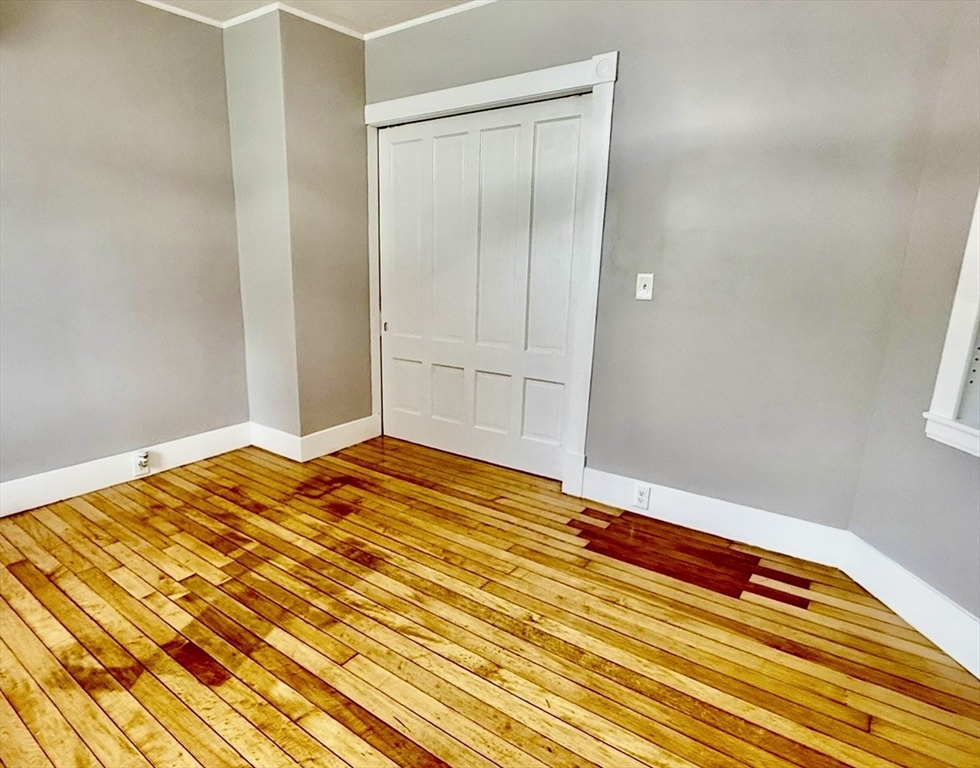 6 Wheelock Street Oxford, MA 01540 - Photo 28 of 30
