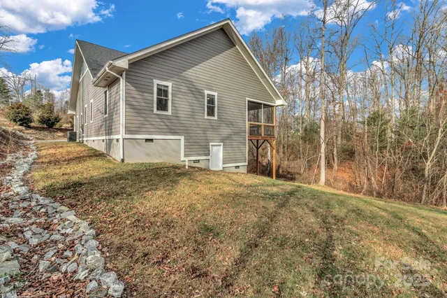 $650,000 | 14 Cider Hl Lane, Hendersonville, NC 28792