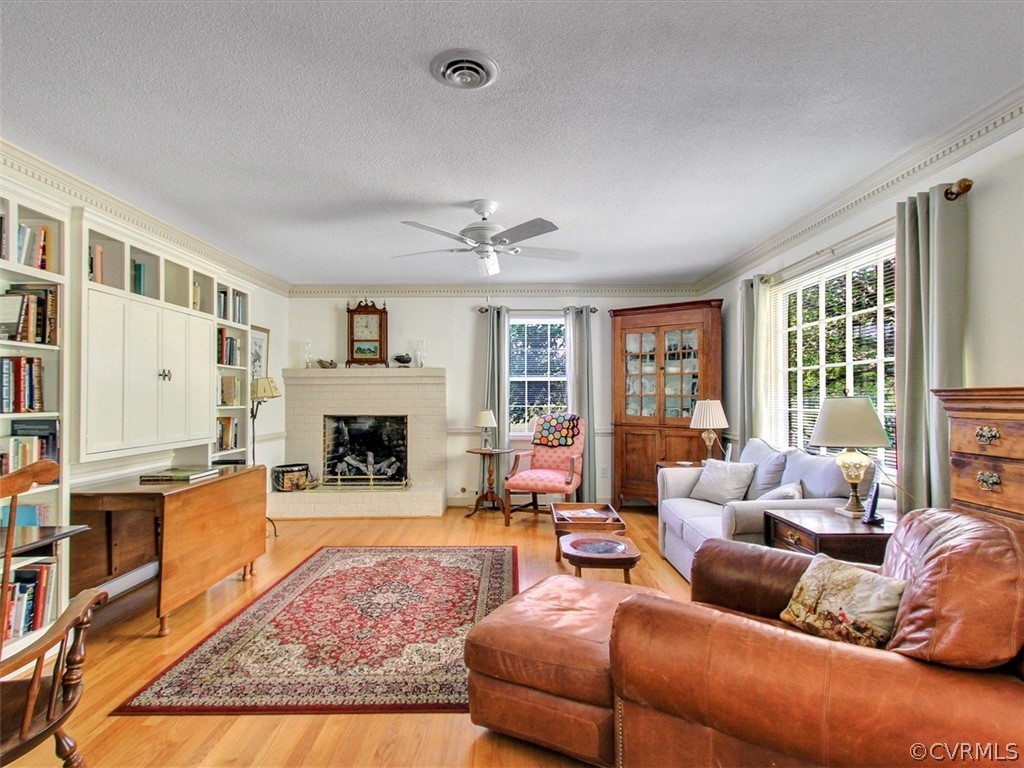 2370 Three Bridge Road Powhatan, VA 23139 - Photo 6 of 45 Gallery Image 6