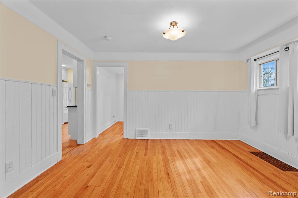 34 Sylvan Avenue Pleasant Ridge, MI 48069 - Photo 6 of 27 Gallery Image 6