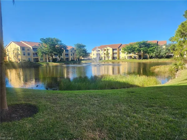 $2,750 | 4680 St Croix Lane, Unit 512, Naples, FL 34109