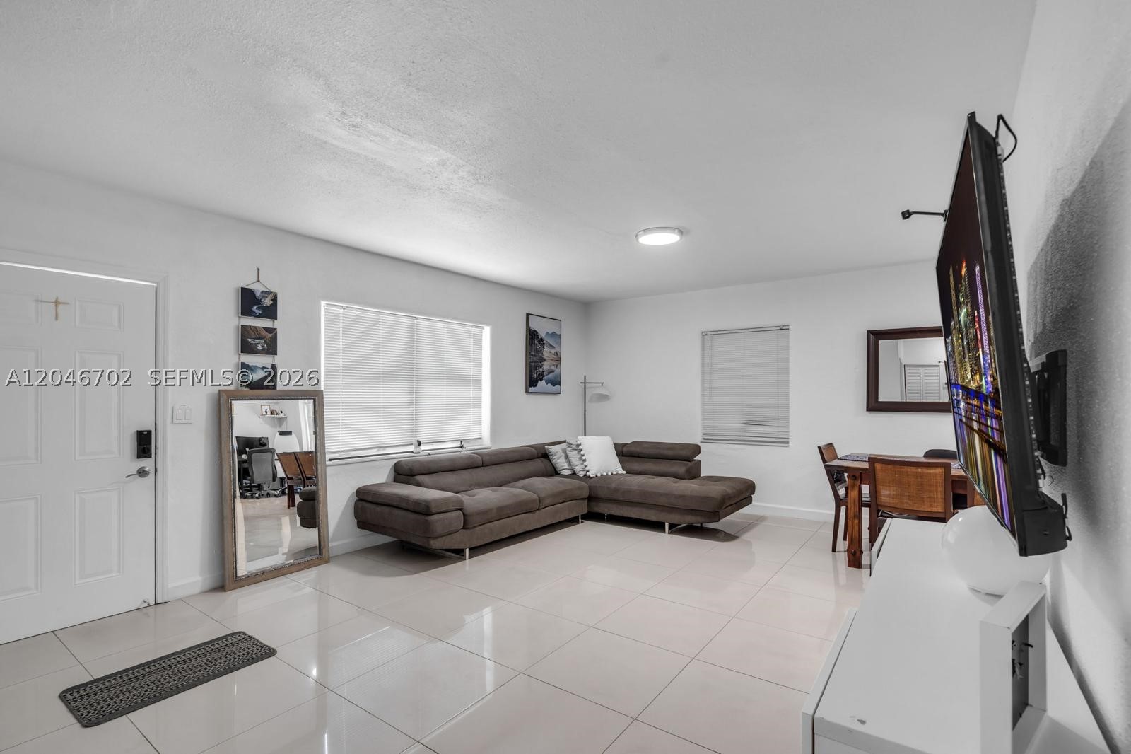 801 Northwest 17th Street Miami, FL 33136 - Photo 12 of 37 Gallery Image 12