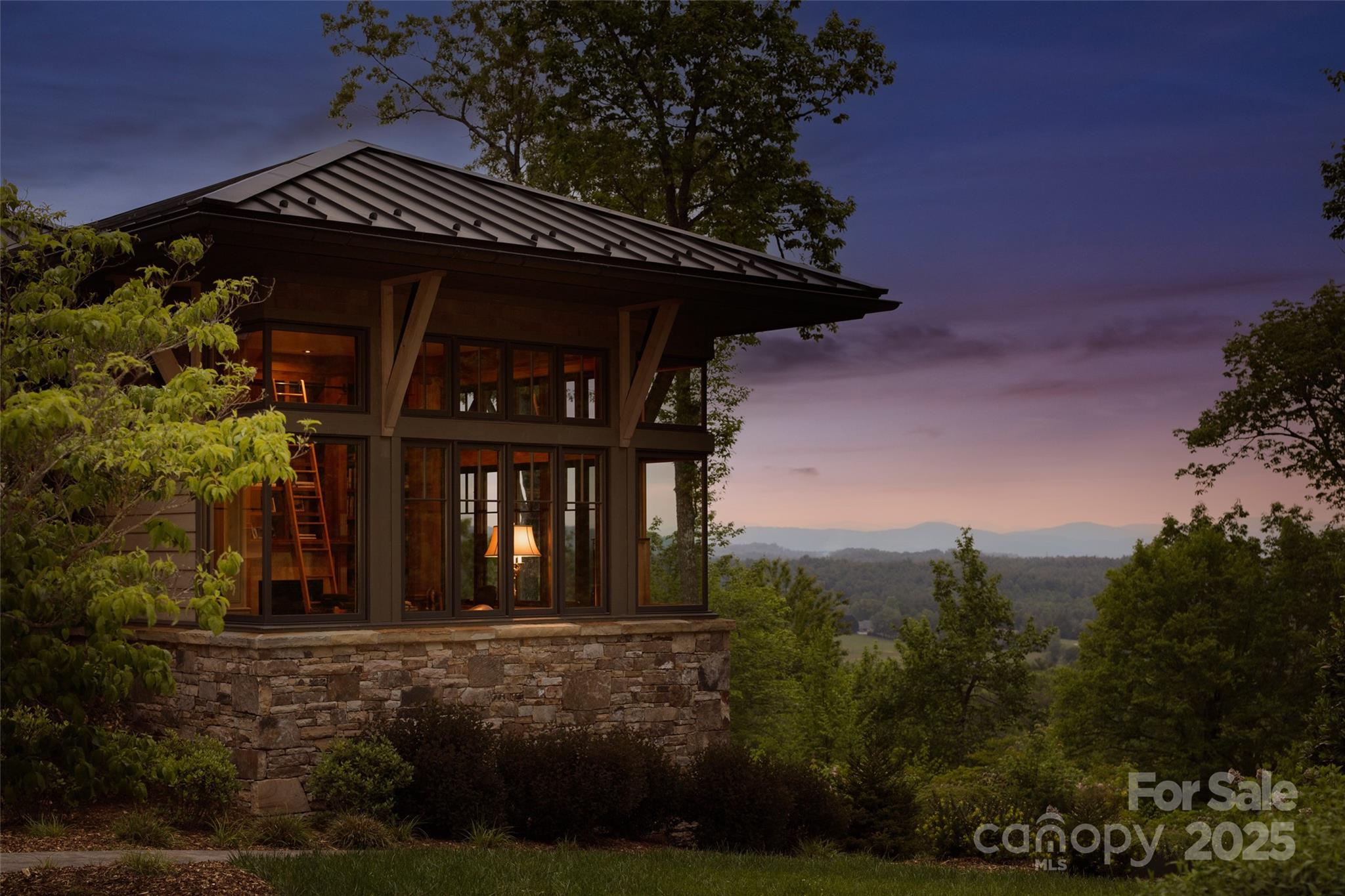 1547 Walnut Cove Road Hendersonville, NC 28739 - Photo 3 of 48