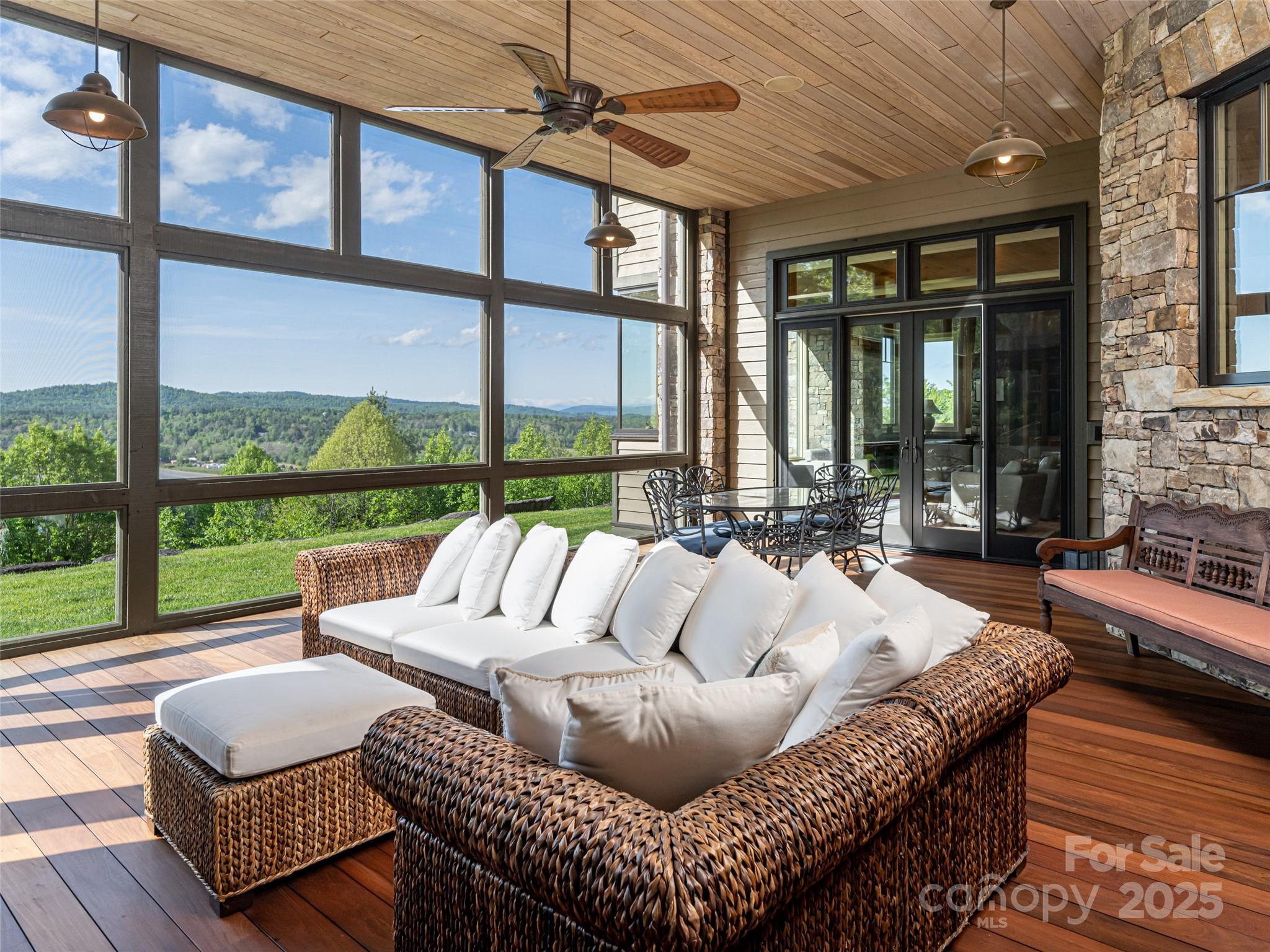 1547 Walnut Cove Road Hendersonville, NC 28739 - Photo 7 of 48