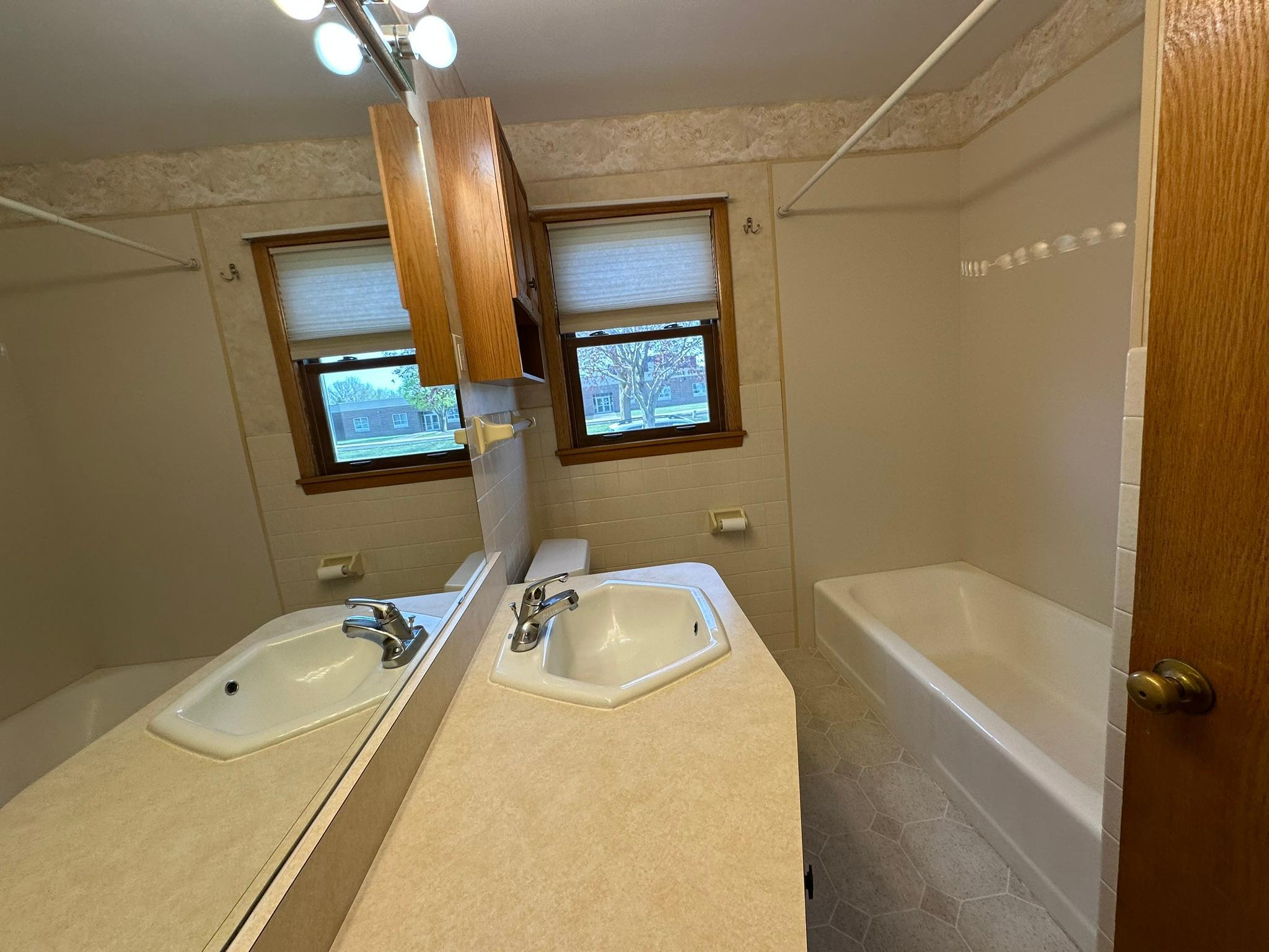 1611 4th Avenue Southeast Austin, MN 55912 - Photo 15 of 20