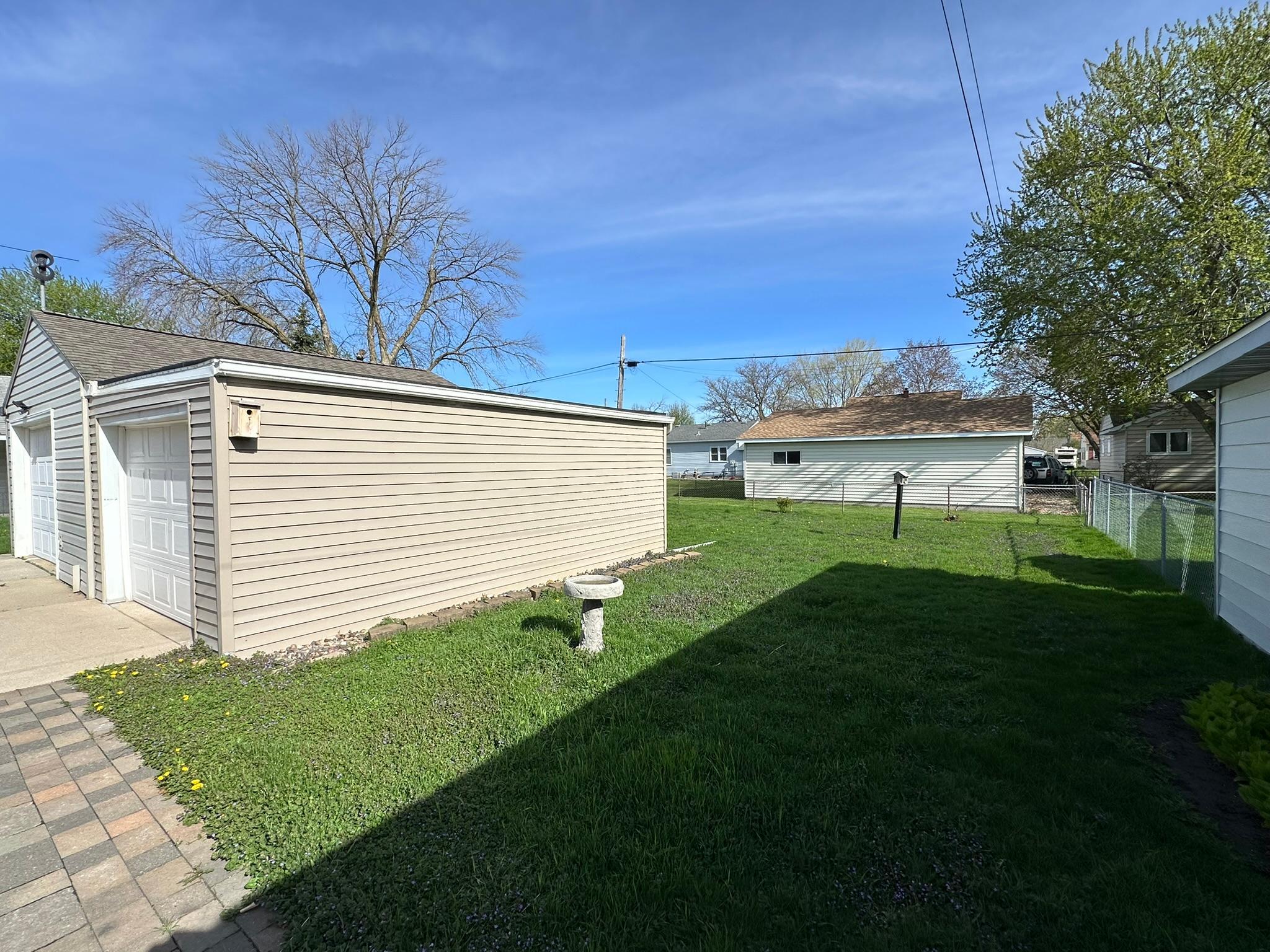 1611 4th Avenue Southeast Austin, MN 55912 - Photo 5 of 20