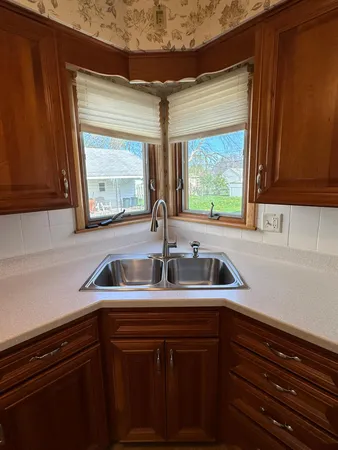 $192,000 | 1611 4th Avenue Southeast, Austin, MN 55912