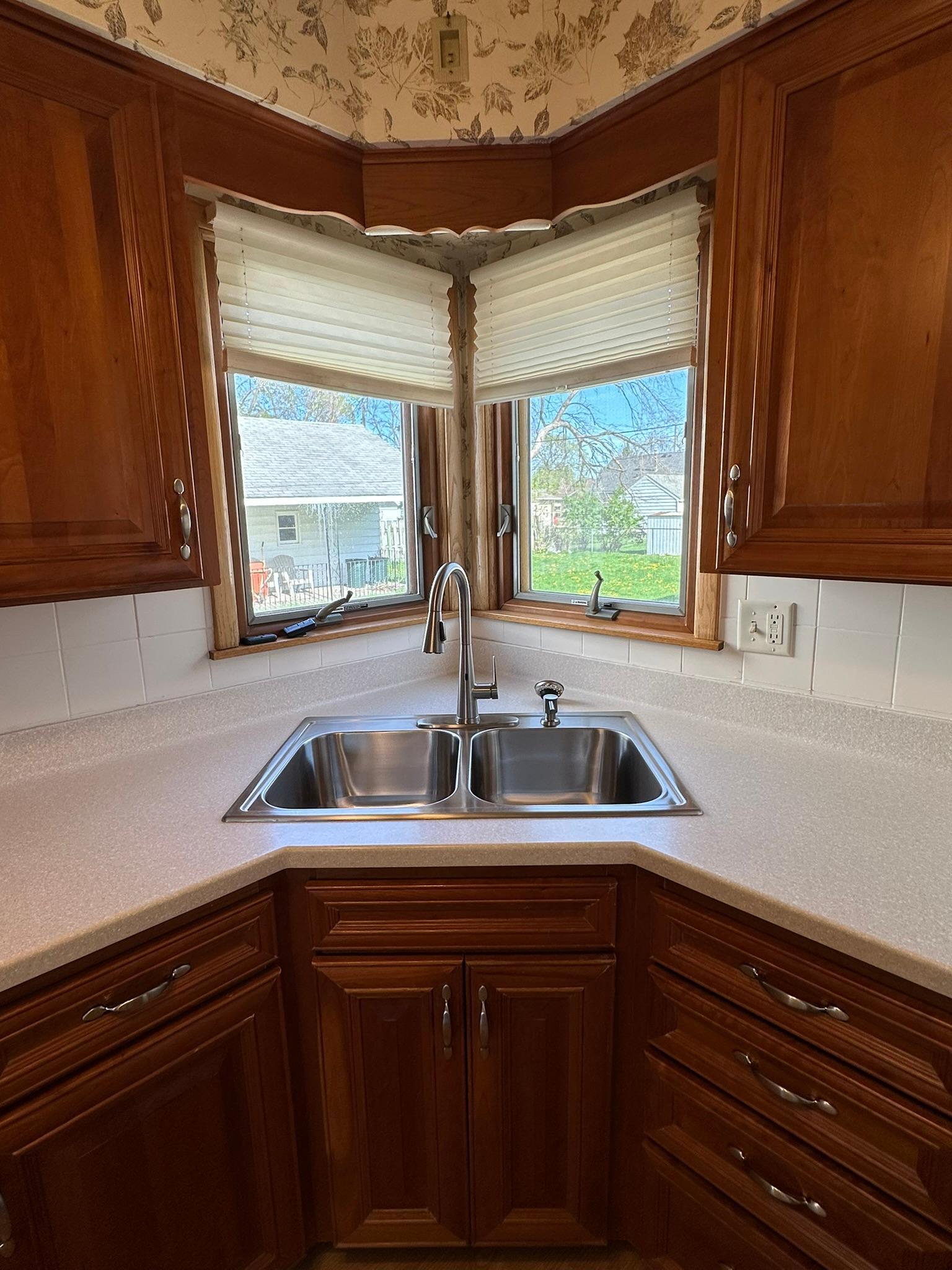 1611 4th Avenue Southeast Austin, MN 55912 - Photo 8 of 20