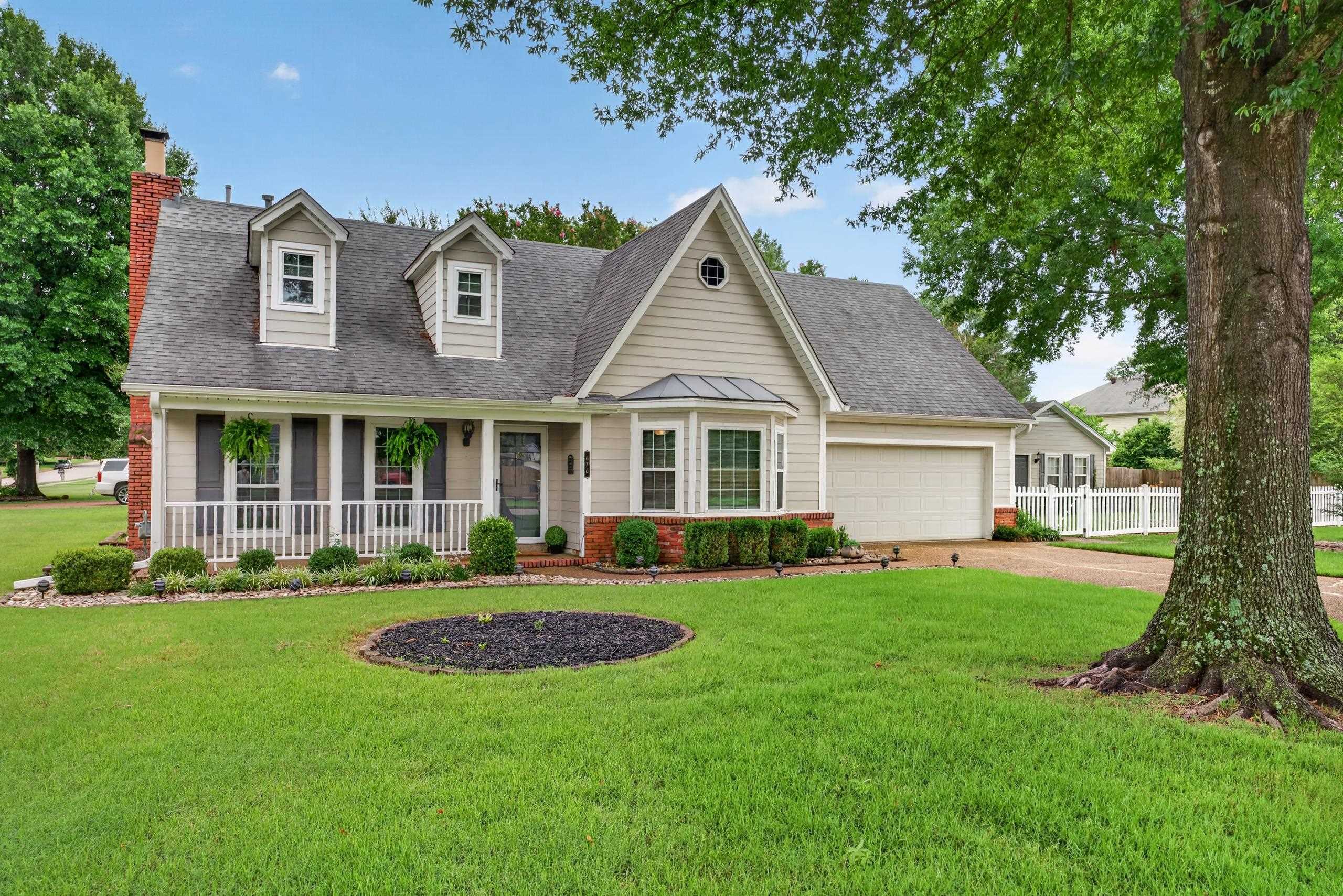 676 Rhetts Way Collierville, TN 38017 - Photo 2 of 21