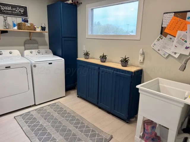 $350,000 | 513 South Eton Street, Perryton, TX 79070