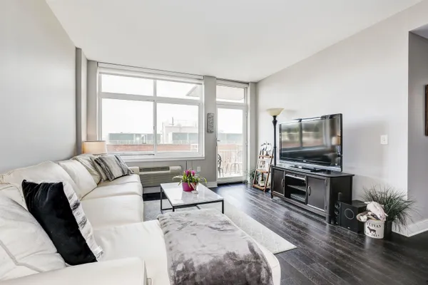 $4,000 | 1450 Washington Street, Unit 702, Hoboken, NJ 07030