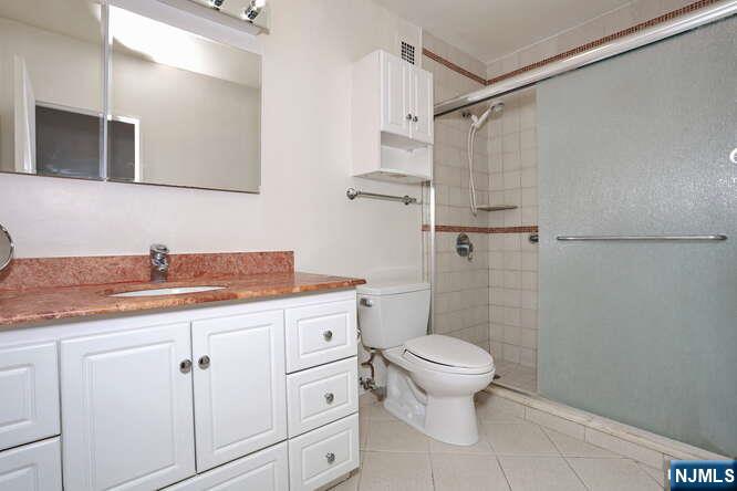 6 Horizon Road, Unit 1205 Fort Lee, NJ 07024 - Photo 26 of 45