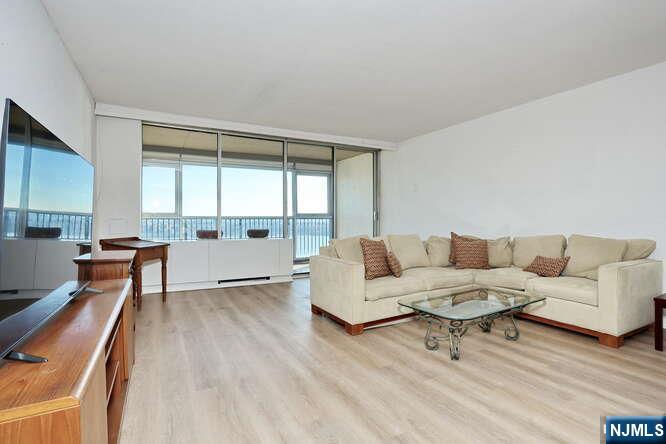 6 Horizon Road, Unit 1205 Fort Lee, NJ 07024 - Photo 10 of 45