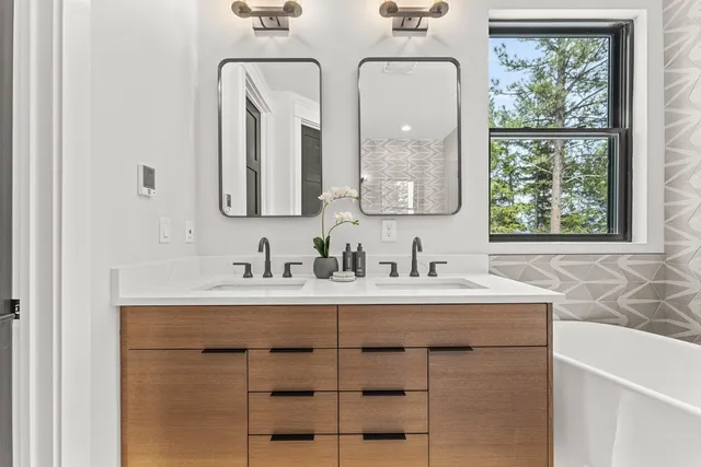 $2,098,000 | 38 Bella View Drive, McCall, ID 83638