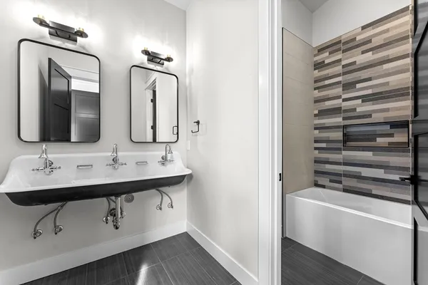 $2,098,000 | 38 Bella View Drive, McCall, ID 83638