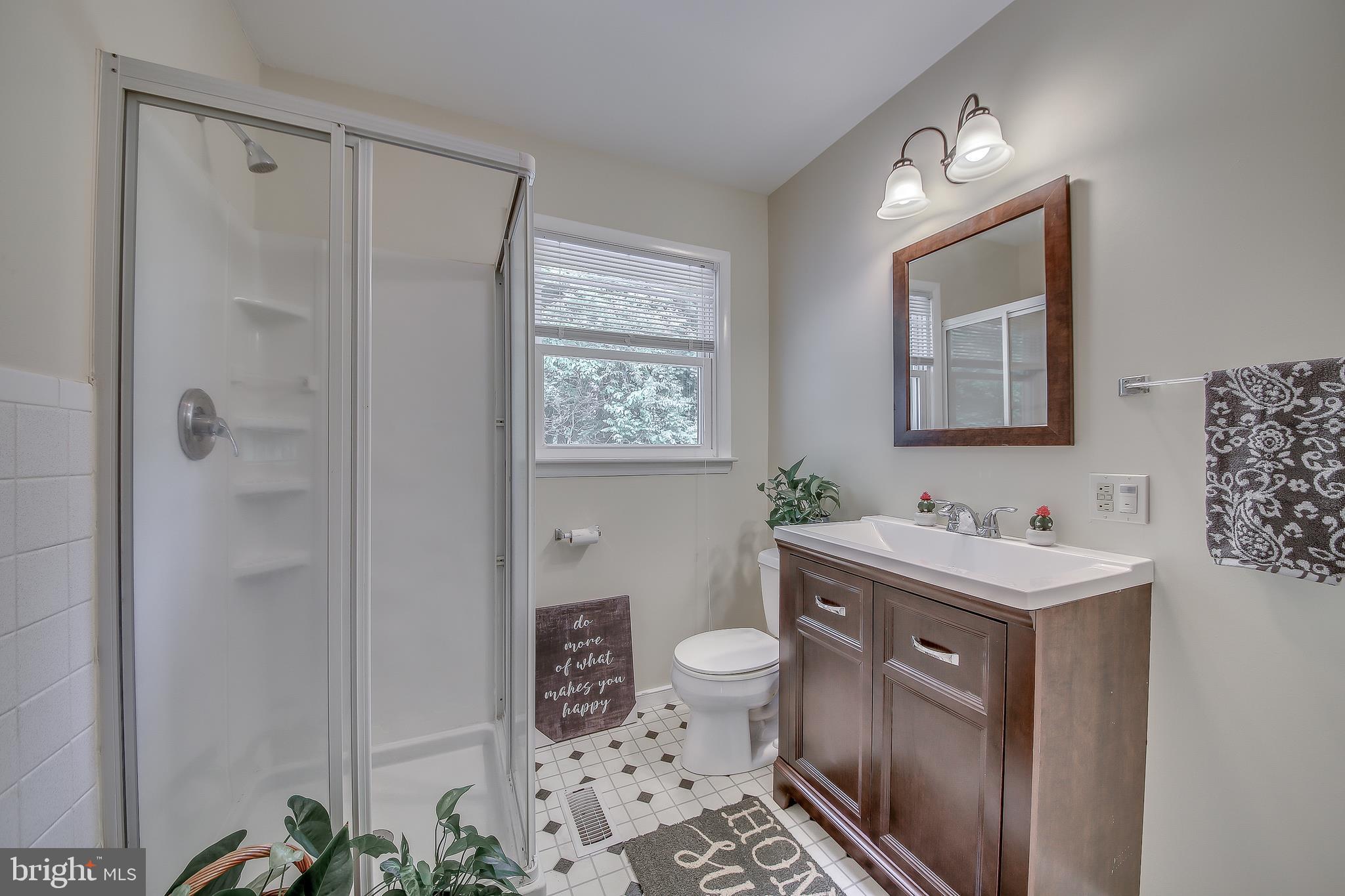 45 R Van Leer Avenue Media, PA 19063 - Photo 16 of 36 Gallery Image 16