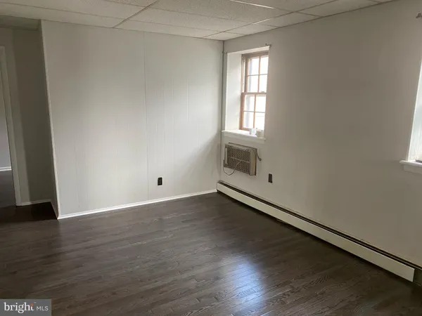 $1,195 | 17 South 2nd Street, Unit E, Quakertown, PA 18951