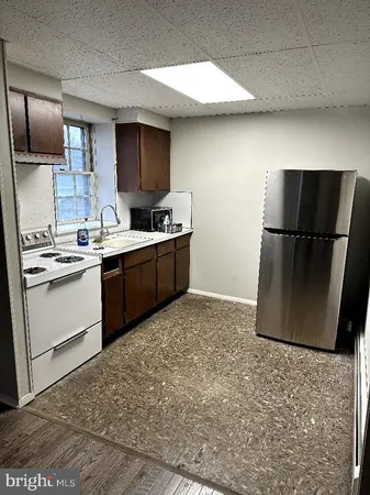 $1,195 | 17 South 2nd Street, Unit E, Quakertown, PA 18951