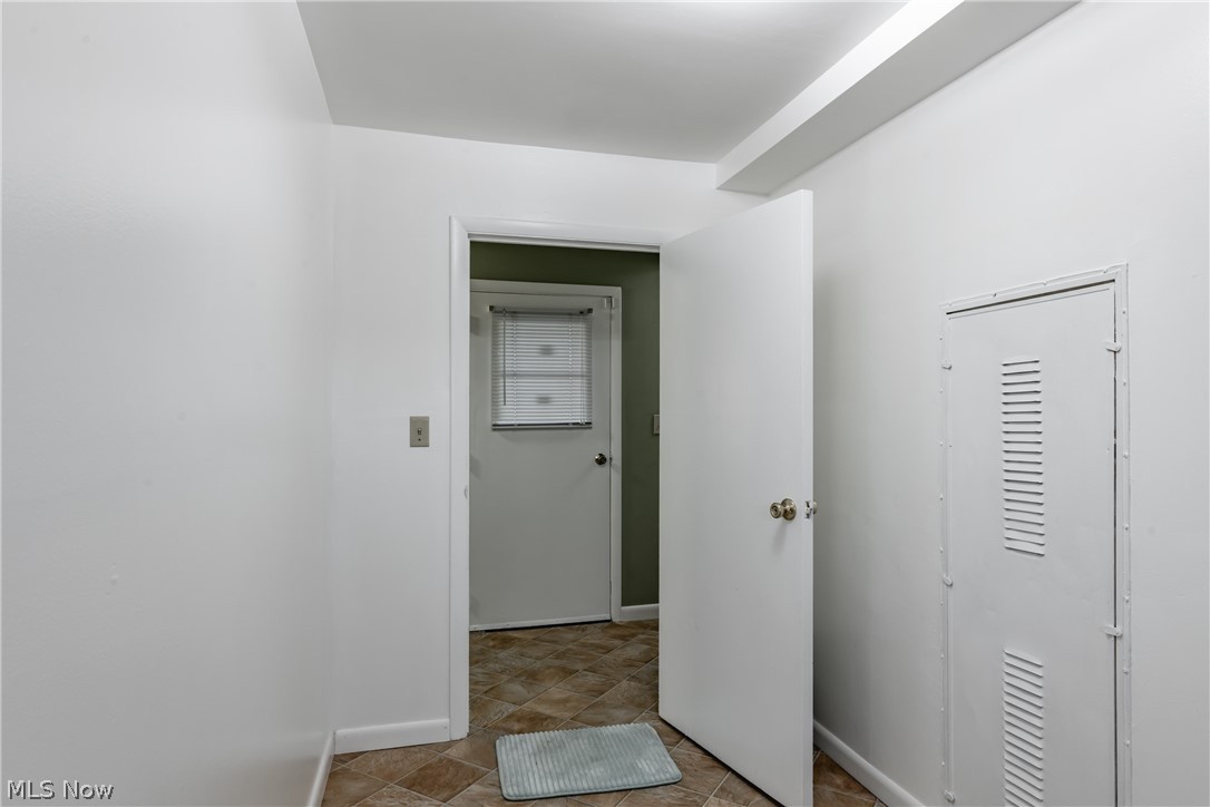 999 Barrett-South Road Vincent, OH 45784 - Photo 5 of 24 Gallery Image 5