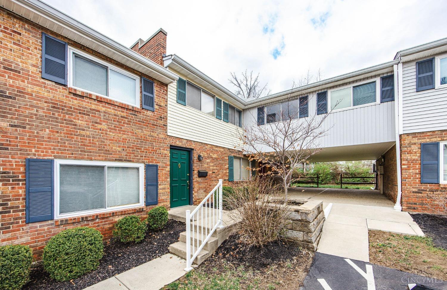 7752 Montgomery Road, Unit 8 Cincinnati, OH 45236 - Photo 1 of 35