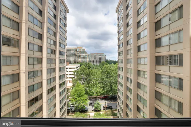 $269,900 | 5500 Friendship Boulevard, Unit 1728N, Chevy Chase, MD 20815