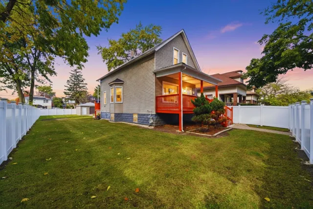 $2,300 | 11224 South Hermosa Avenue, Chicago, IL 60643