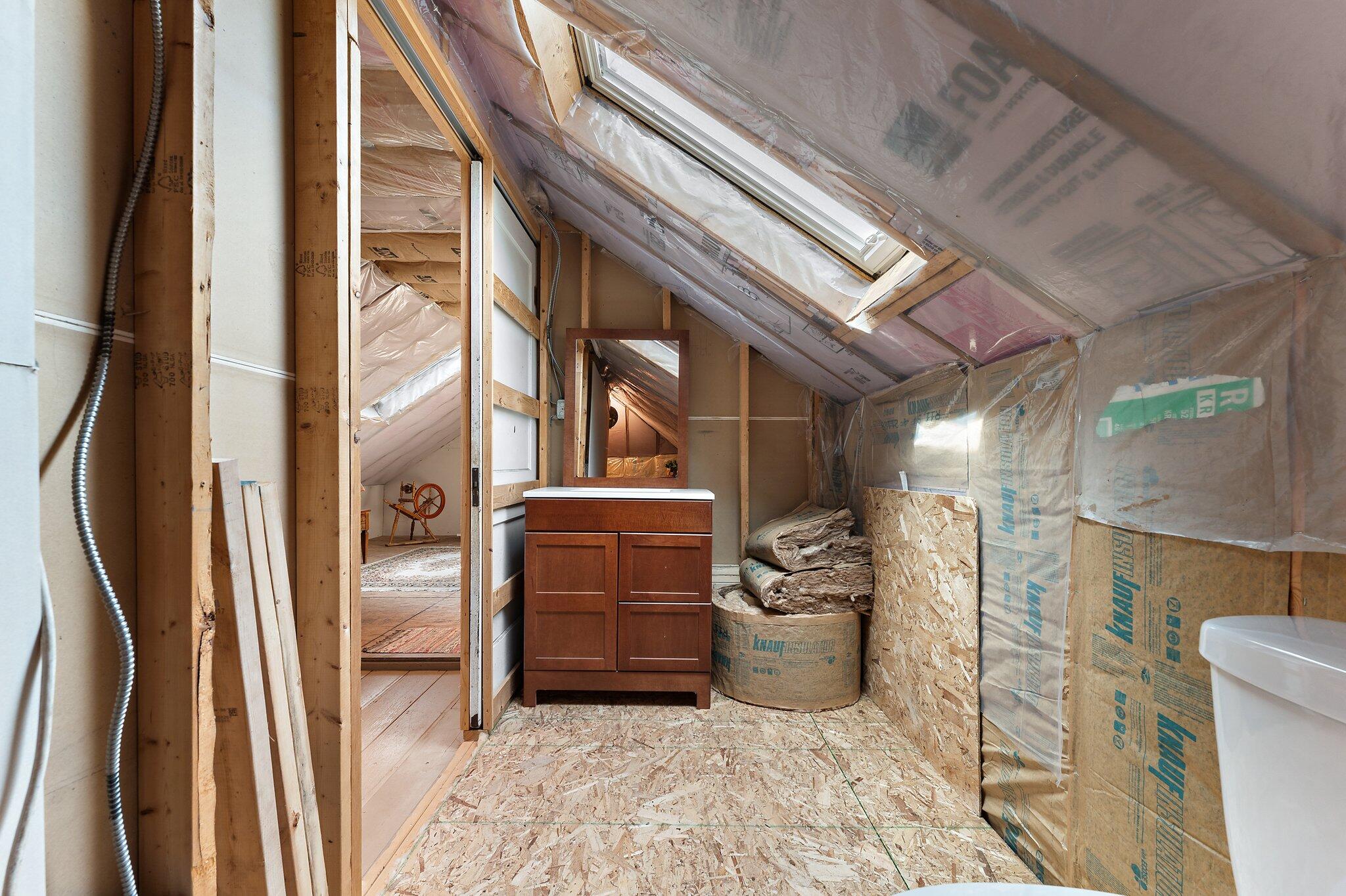 9107 Kleinman Road Highland, IN 46322 - Photo 16 of 22 2048x1365