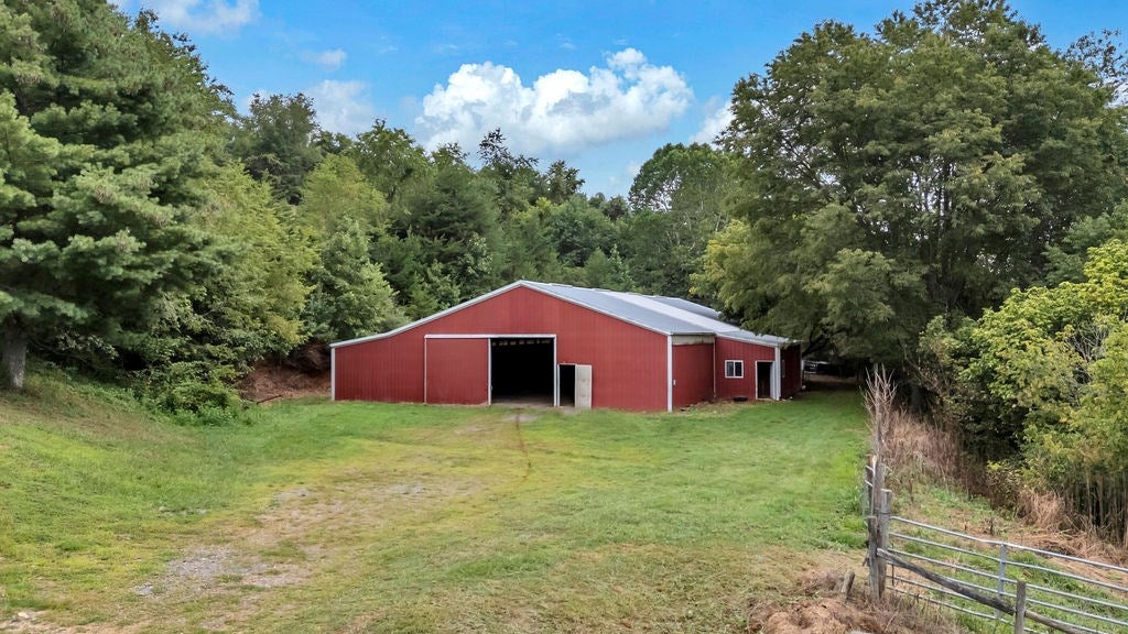 6931 Moccasin Valley Road Lebanon, VA 24266 - Photo 25 of 59 Gallery Image 25