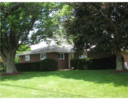 29 Munntown Road Eighty Four, PA 15330 - Photo 1 of 11 Exterior Front.