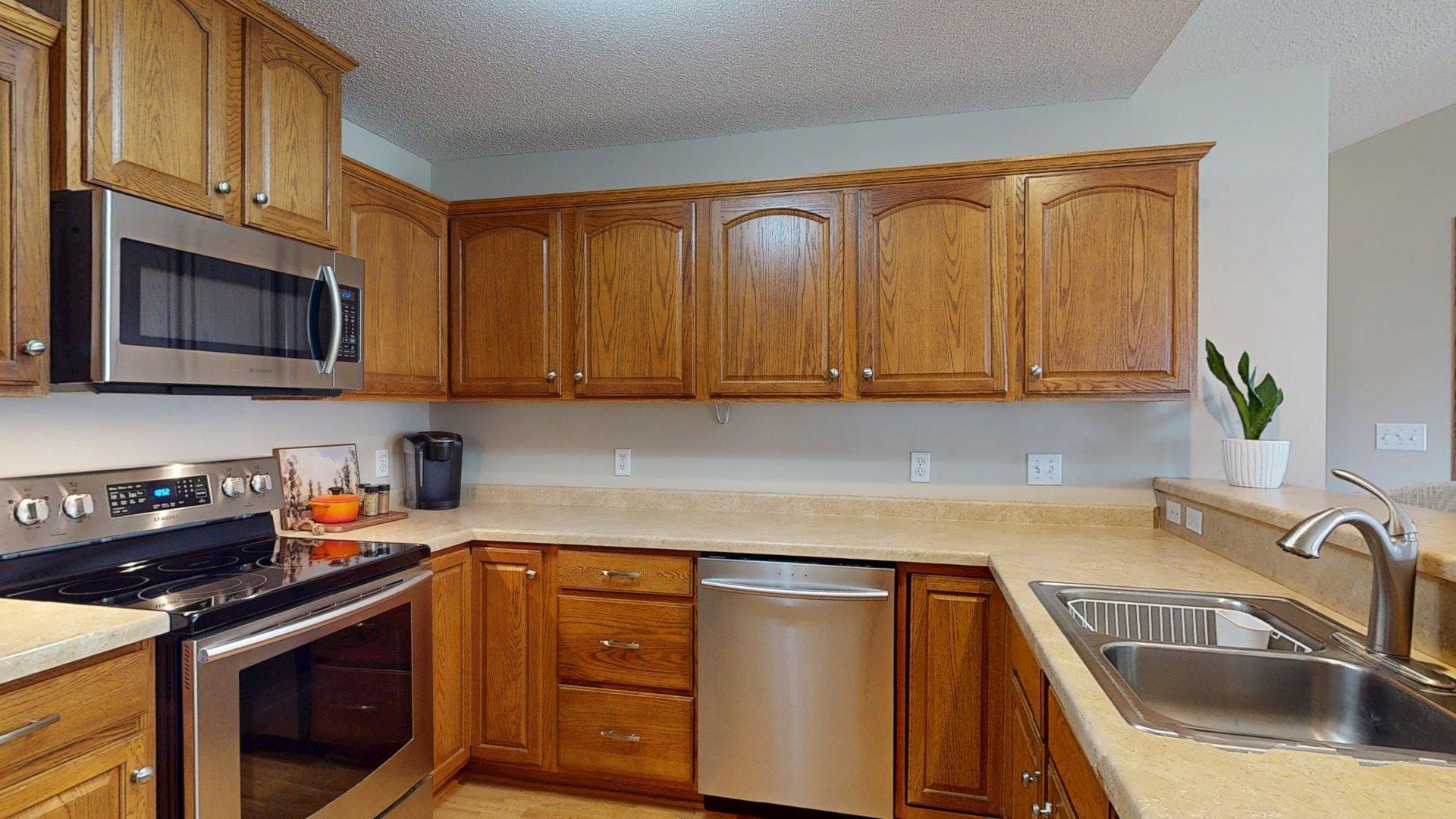 2116 Coopers Place Southeast Rochester, MN 55904 - Photo 10 of 55