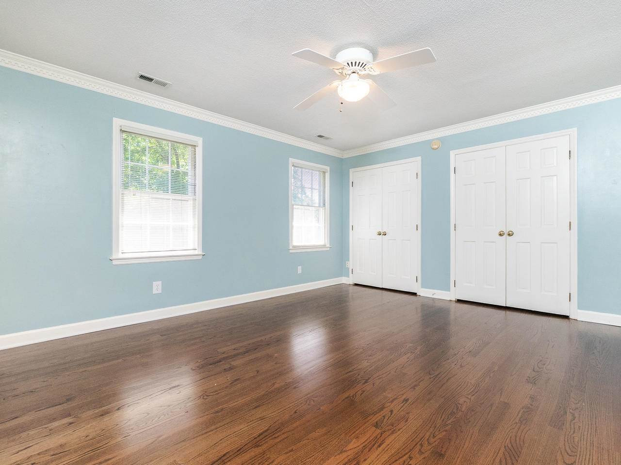 800 Faulkner Place Raleigh, NC 27609 - Photo 19 of 28 Master Bedroom (Upstairs)