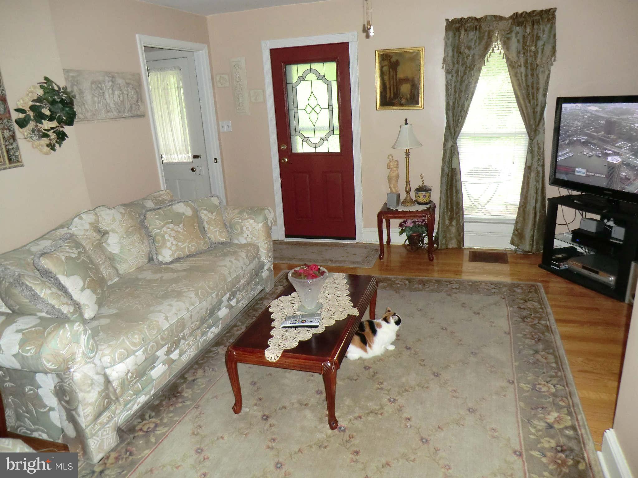 2119 Stringtown Road Sparks, MD 21152 - Photo 10 of 14 Living Room