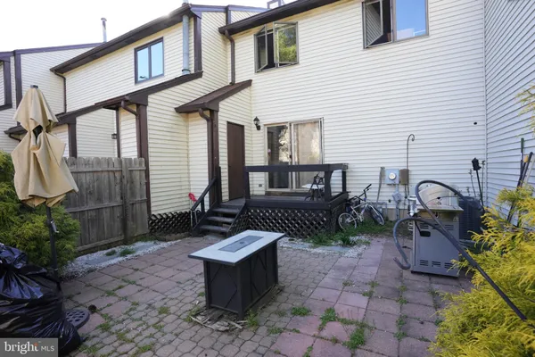 $310,000 | 5 Tudor Court, Ewing, NJ 08628