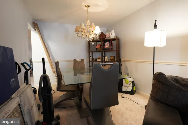 $310,000 | 5 Tudor Court, Ewing, NJ 08628