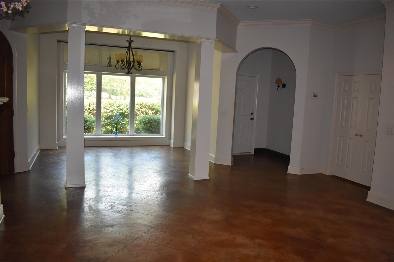215 Winsmere Way Ridgeland, MS 39157 - Photo 3 of 29 Photo 3