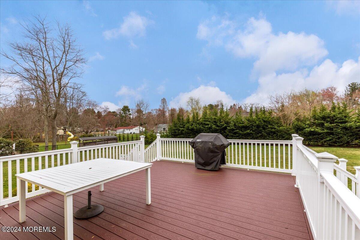 36 Willow Road Tinton Falls, NJ 07724 - Photo 11 of 44 29-36WillowRd_029