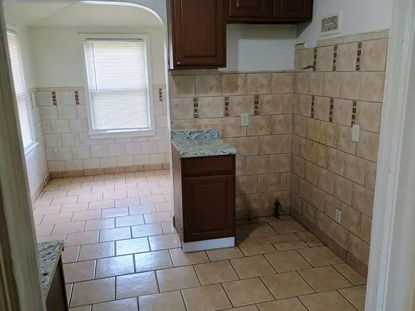 $80,000 | 11545 Kenmoor Street, Detroit, MI 48205