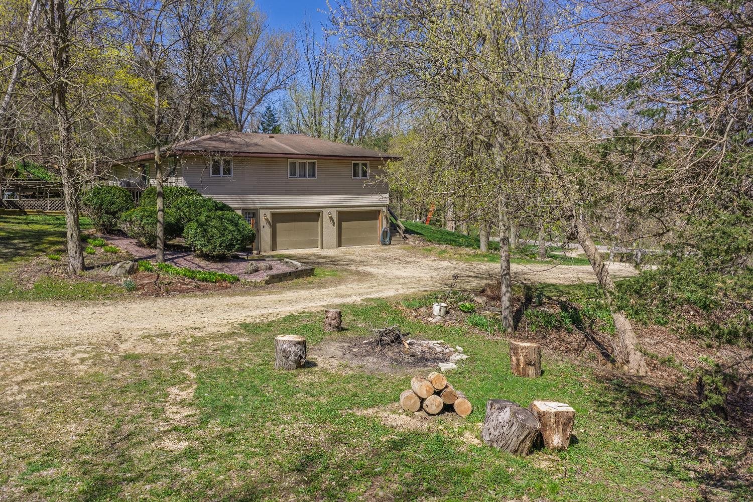 W12115 Slack Road Lodi, WI 53555 - Photo 6 of 55