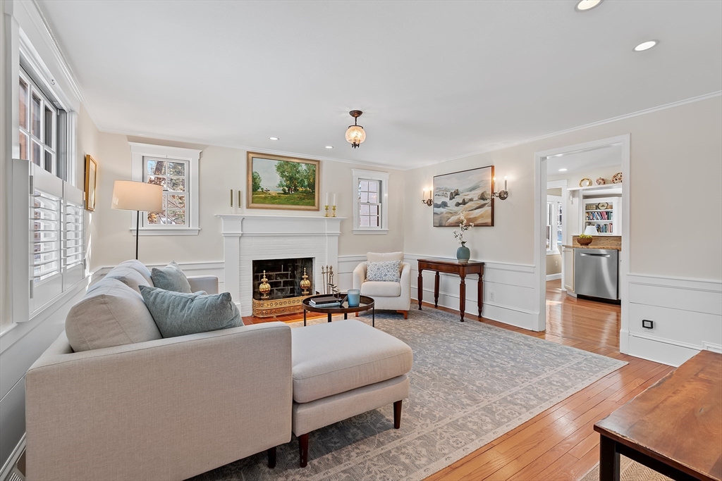 20 Lee Road Wayland, MA 01778 - Photo 2 of 22 Gallery Image 2