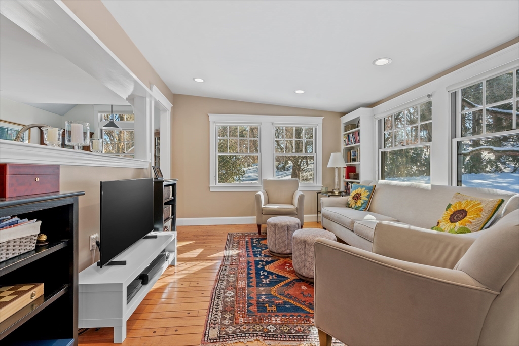 20 Lee Road Wayland, MA 01778 - Photo 6 of 22 Gallery Image 6