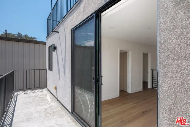 $5,800 | 2412 Eads Street, Unit 1, Los Angeles, CA 90031