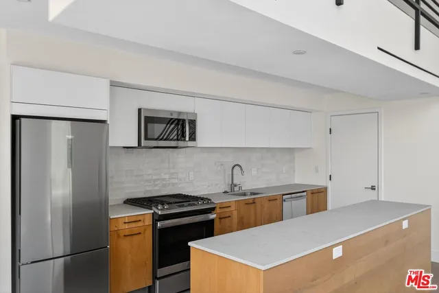 $5,800 | 2412 Eads Street, Unit 1, Los Angeles, CA 90031