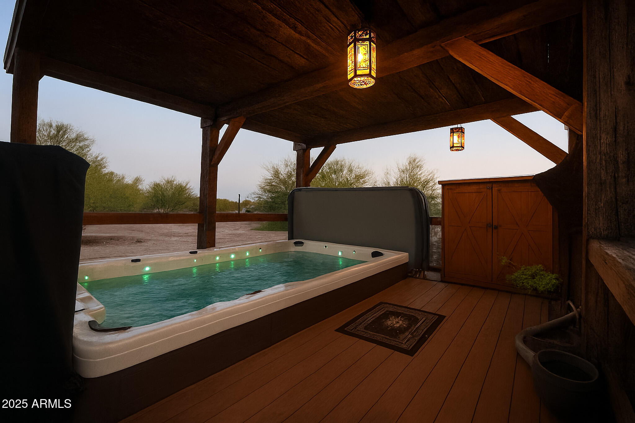 11003 North Hohokam Road Florence, AZ 85132 - Photo 32 of 90 a view of a floor to ceiling window and a yard