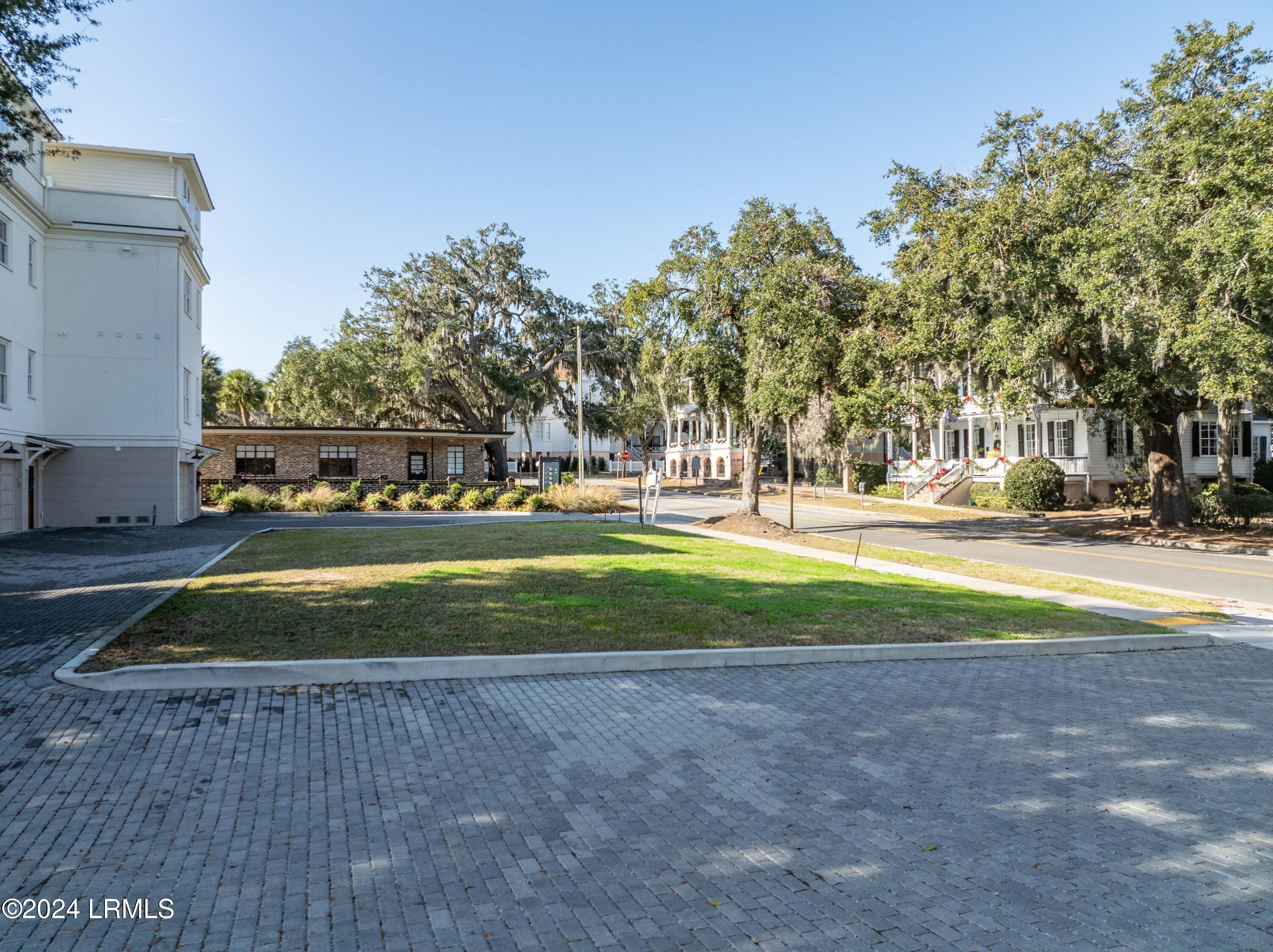 1106 Craven Street Beaufort, SC 29902 - Photo 4 of 11 DJI_0972-1.jpg-SMALL