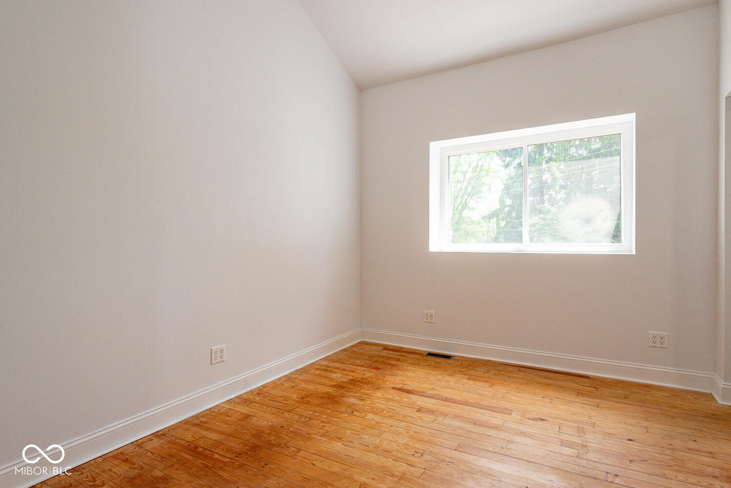 7425 South Harmony Road Bloomington, IN 47403 - Photo 21 of 39