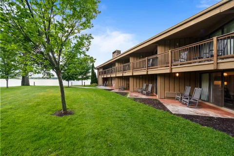 $45,000 | 2400 Geneva Street, Unit 1409, Delavan, WI 53115