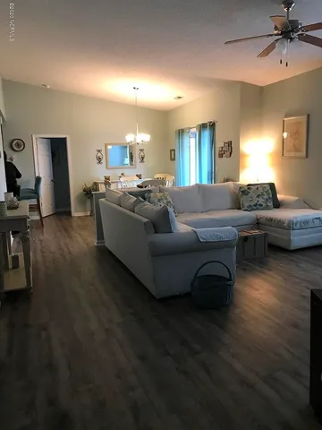 $1,600 | 4146 Breezewood Drive, Unit 202, Wilmington, NC 28412